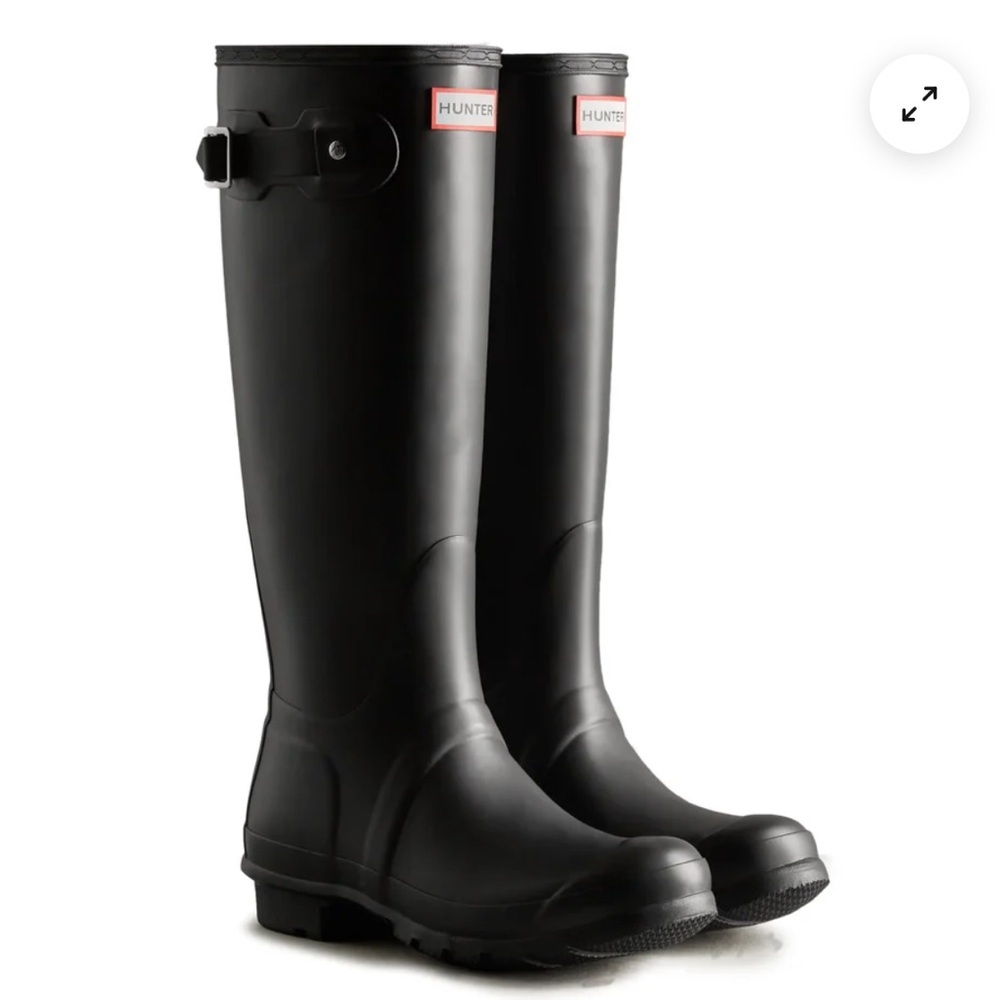 HUNTER tall rain boots